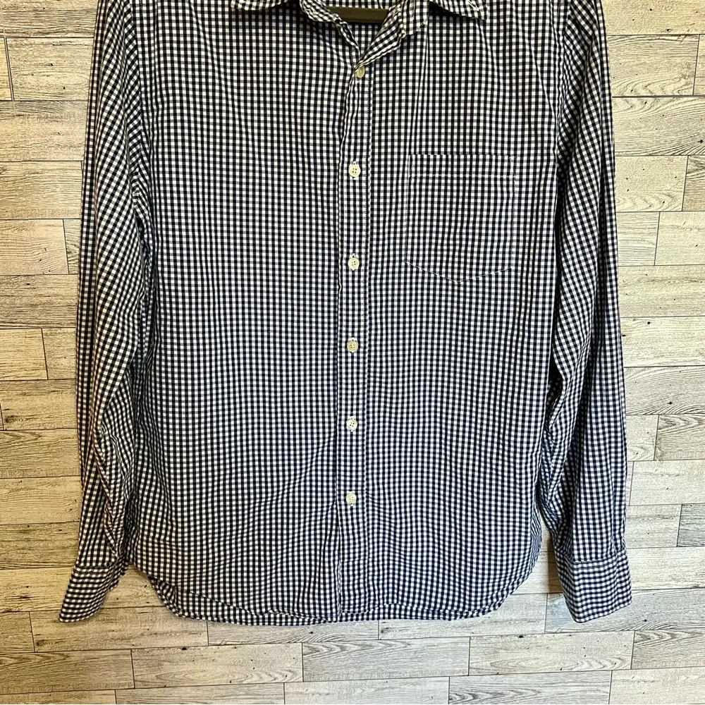 J. Crew Tailored Fit Washed Casual Long‎ Sleeve Button Down Shirt Men’s Size Med